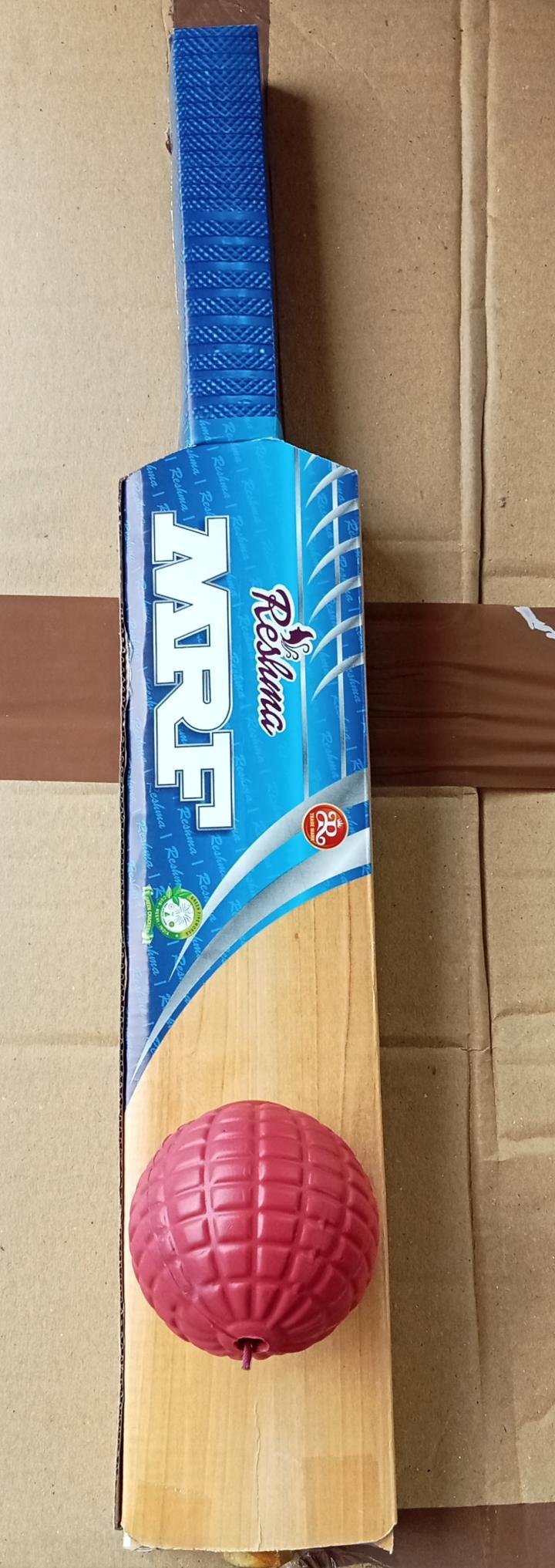 MRF BAT CRACKLING +BALL SMOKE