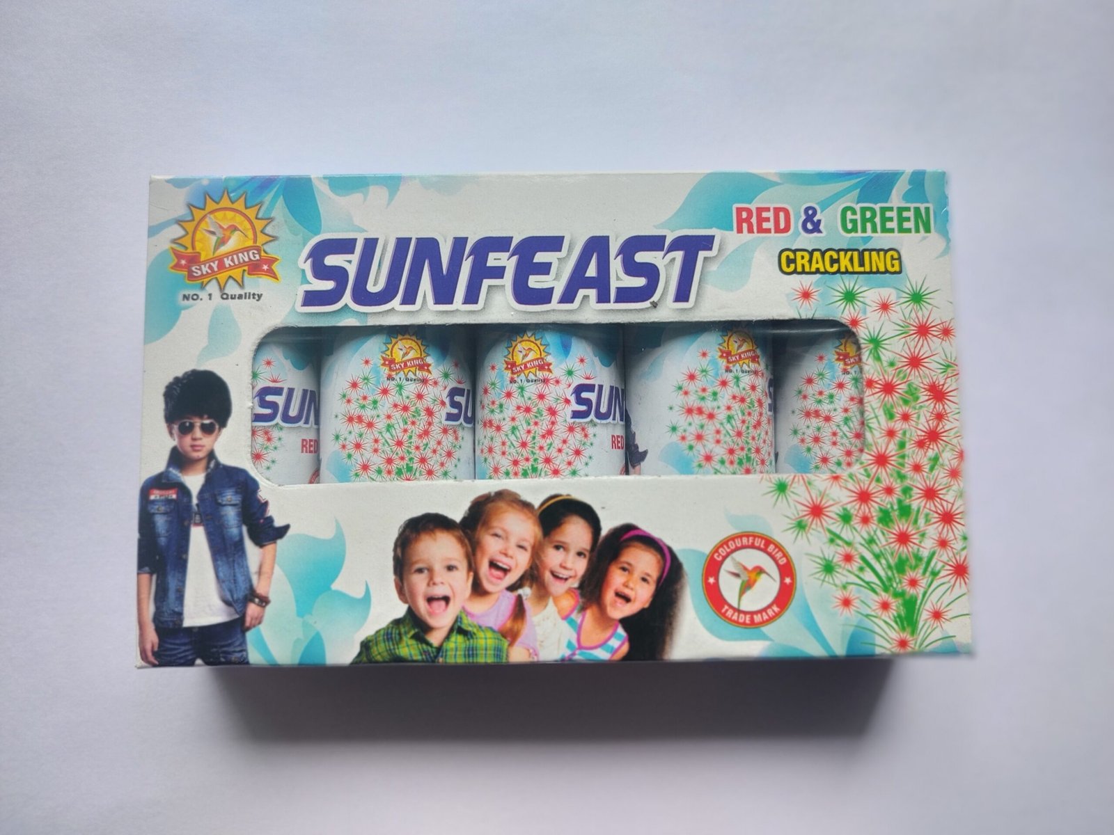SUNFEAST  RED & GREEN OR GREEN-RED